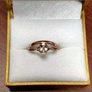 Rose gold and morganite wedding ring
